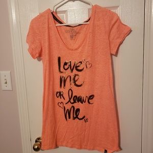 VS tee shirt